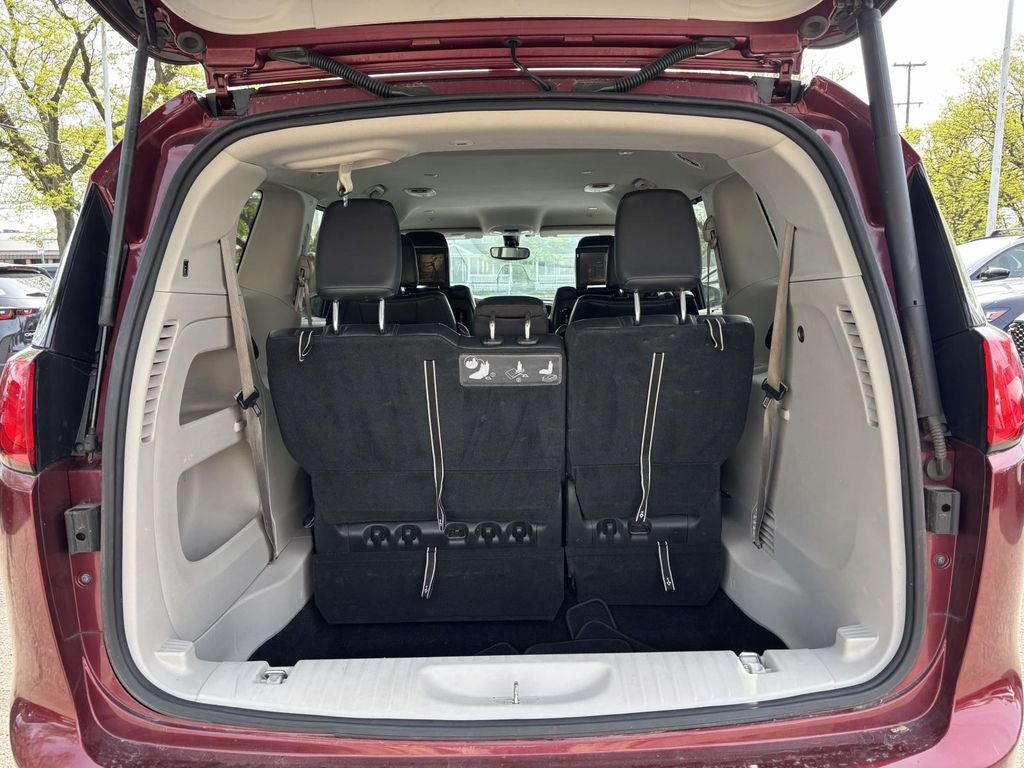 2018 Chrysler Pacifica Touring L Plus