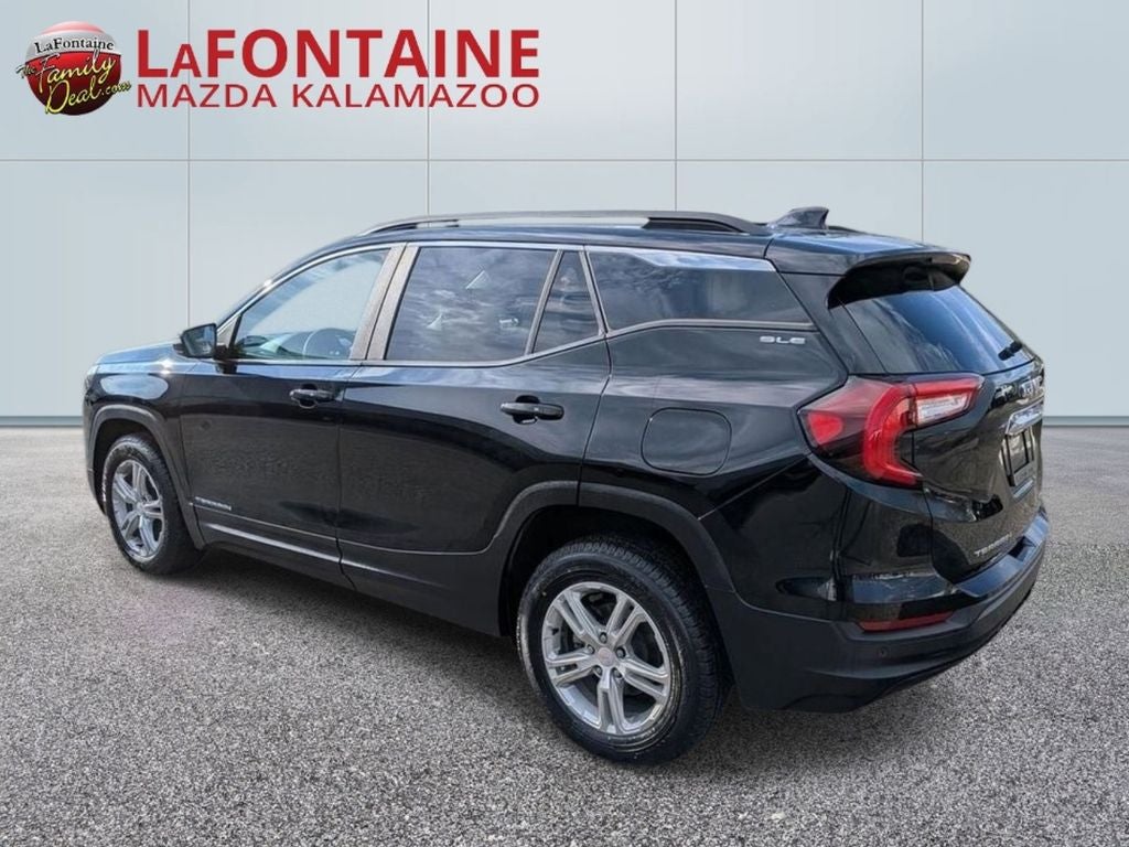 2023 GMC Terrain SLE