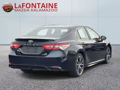 2018 Toyota Camry Hybrid SE
