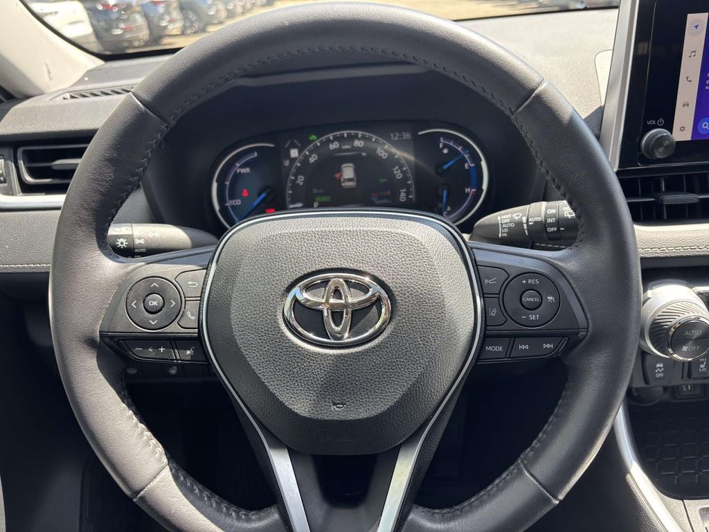 2023 Toyota RAV4 Hybrid XLE