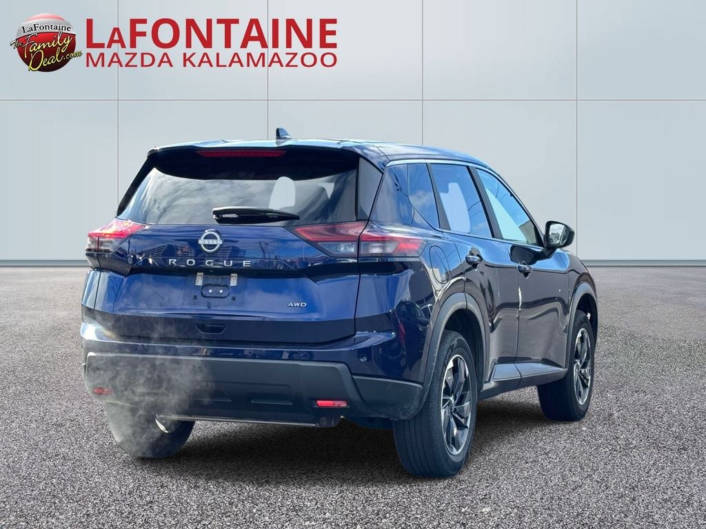 2025 Nissan Rogue SV