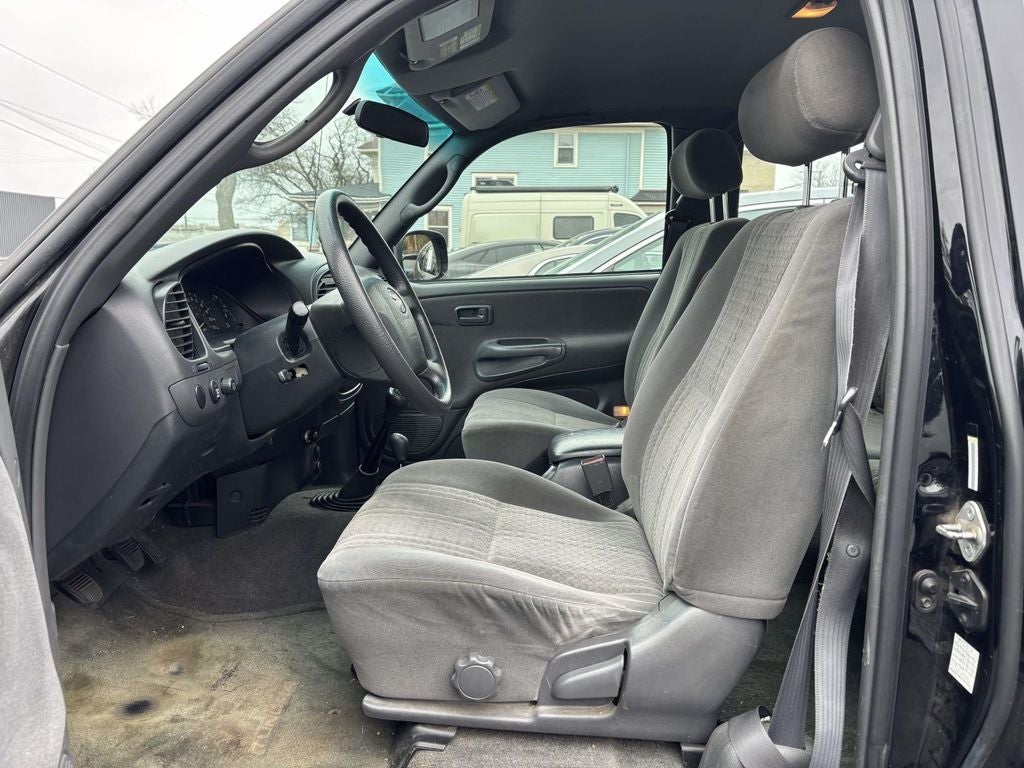 2004 Toyota Tundra SR5