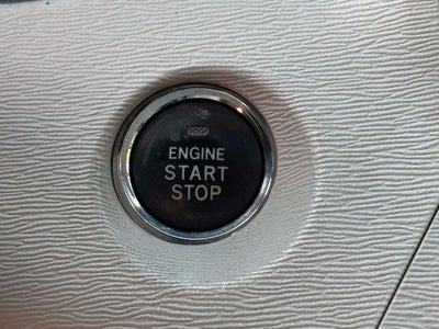 2013 Toyota Sienna XLE 8 Passenger