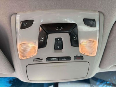 2013 Toyota Sienna XLE 8 Passenger