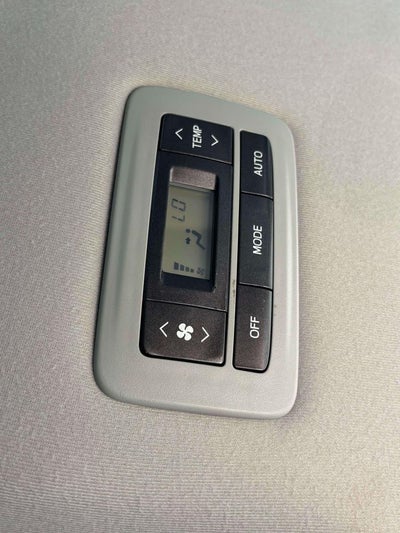 2013 Toyota Sienna XLE 8 Passenger