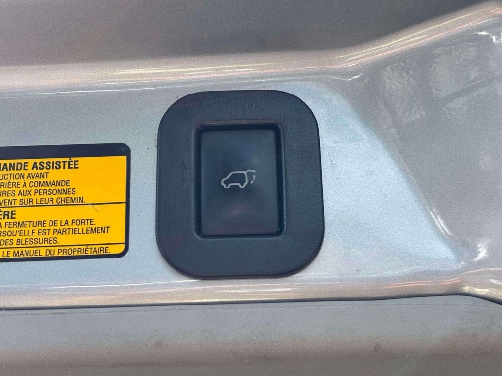 2013 Toyota Sienna XLE 8 Passenger