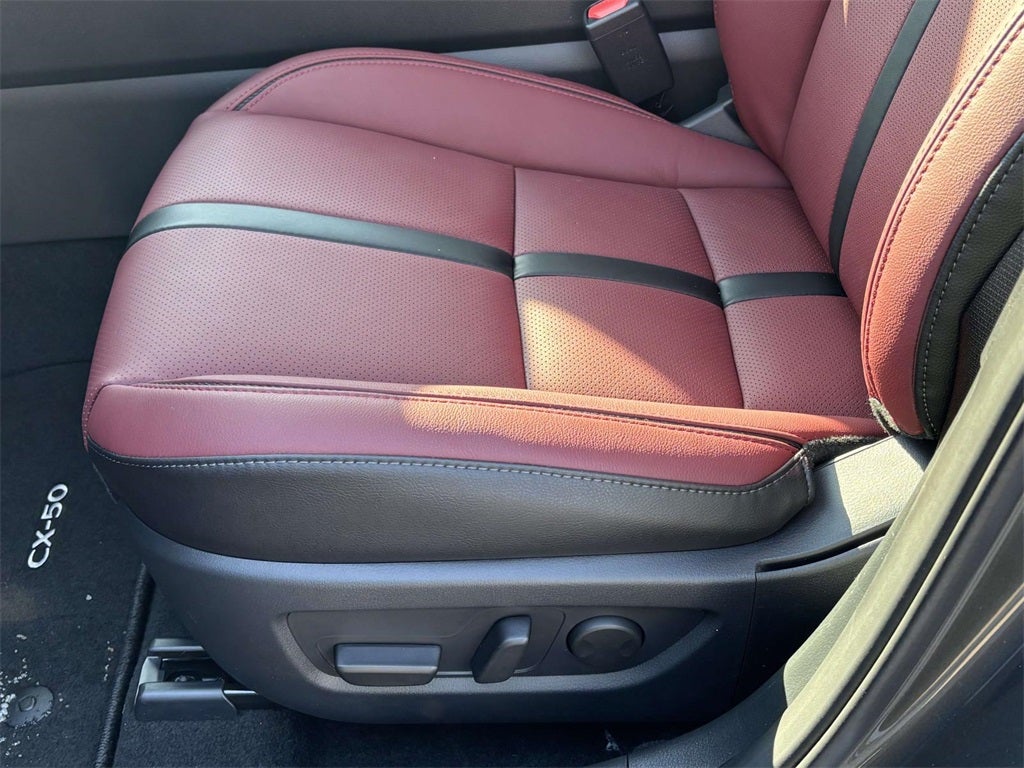 2026 Mazda Mazda CX-50 Hybrid Premium AWD