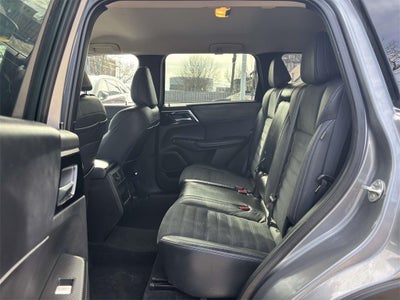 2022 Mitsubishi Outlander SE