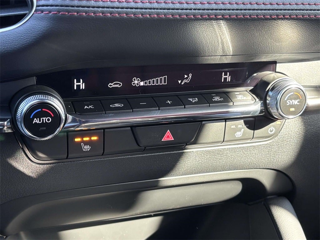 2026 Mazda Mazda3 Hatchback 2.5 S Carbon Edition AWD