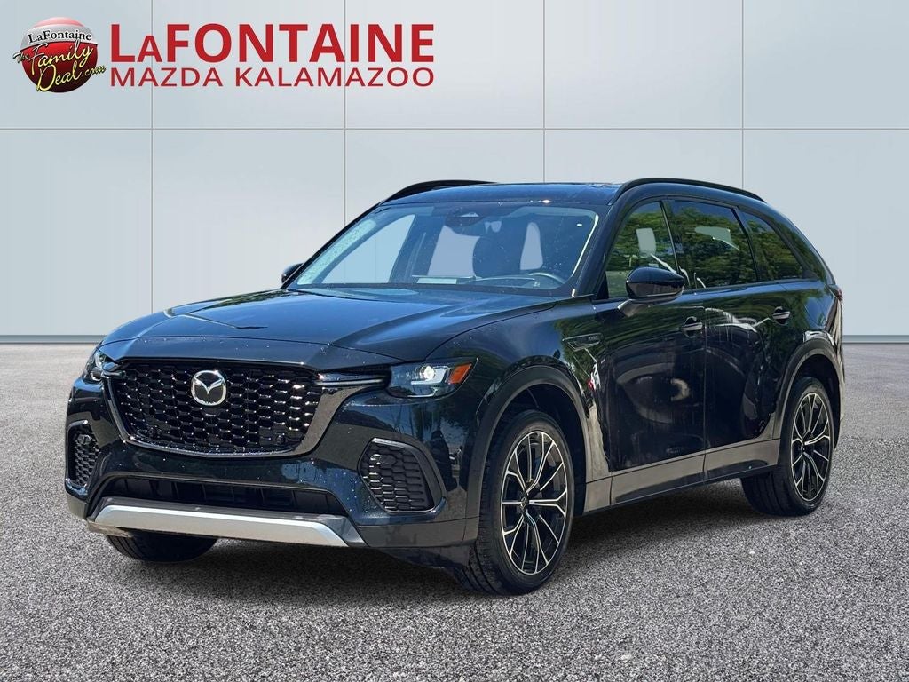 2025 Mazda CX-70 PHEV Premium Package's photo