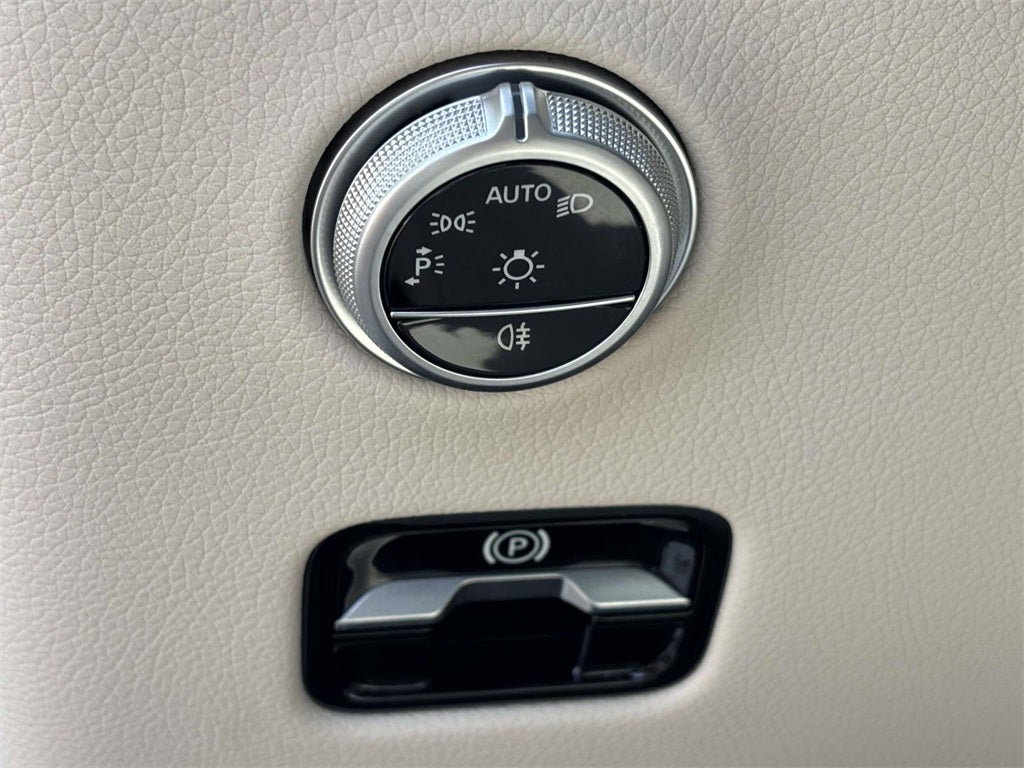 2025 Mercedes-Benz GLC GLC 300 4MATIC®