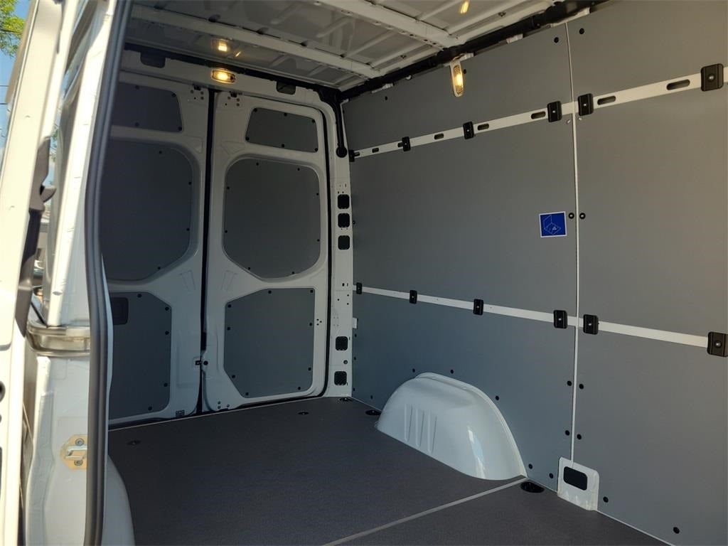 2024 Mercedes-Benz Sprinter 2500 Cargo 144 WB