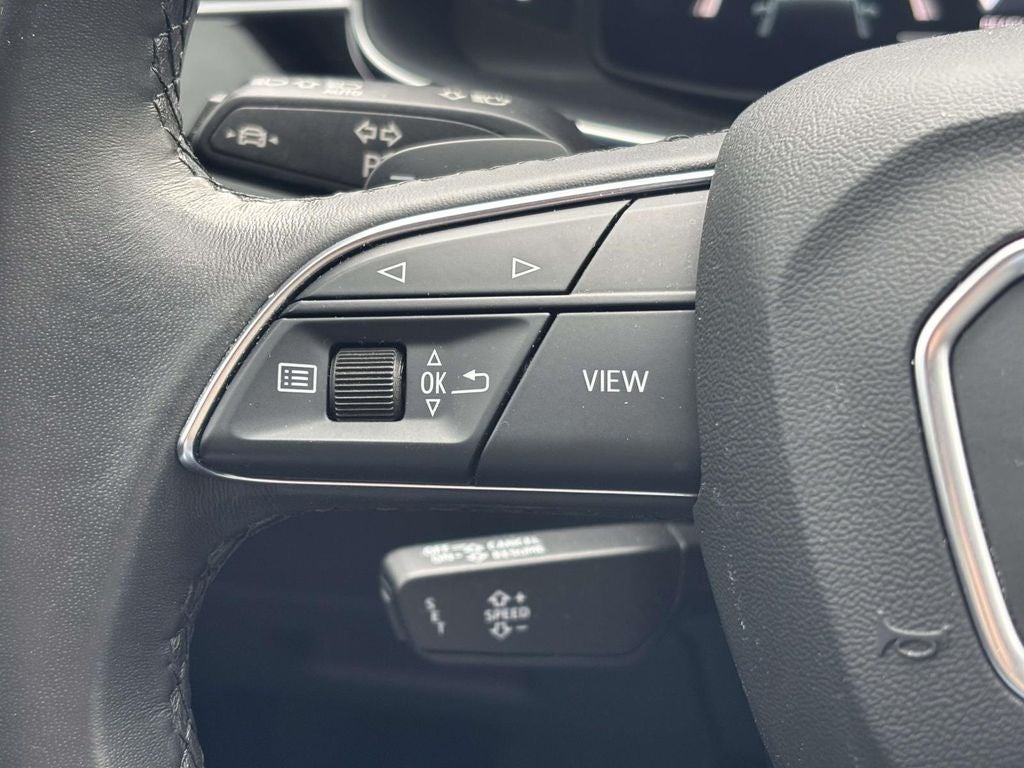 2022 Audi Q7 45 Premium quattro