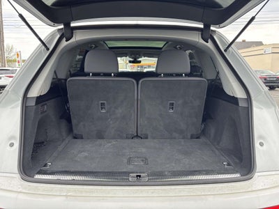 2022 Audi Q7 45 Premium quattro