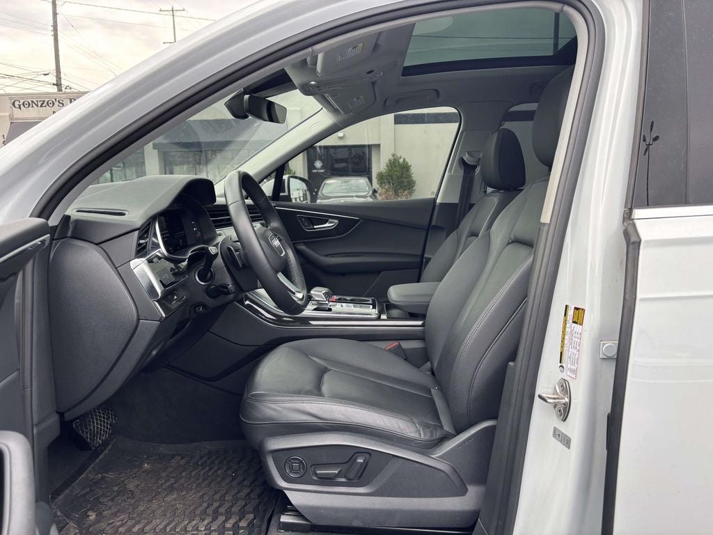2022 Audi Q7 45 Premium quattro