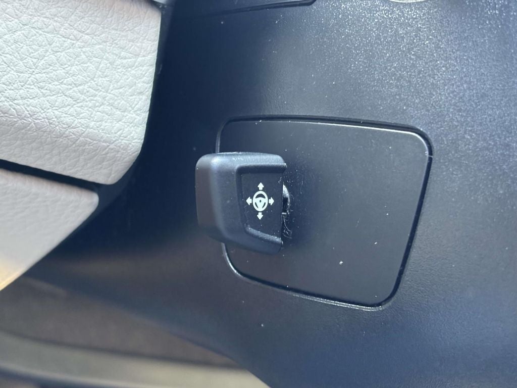 2011 BMW 7 Series 750Li xDrive