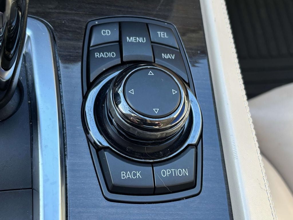 2011 BMW 7 Series 750Li xDrive