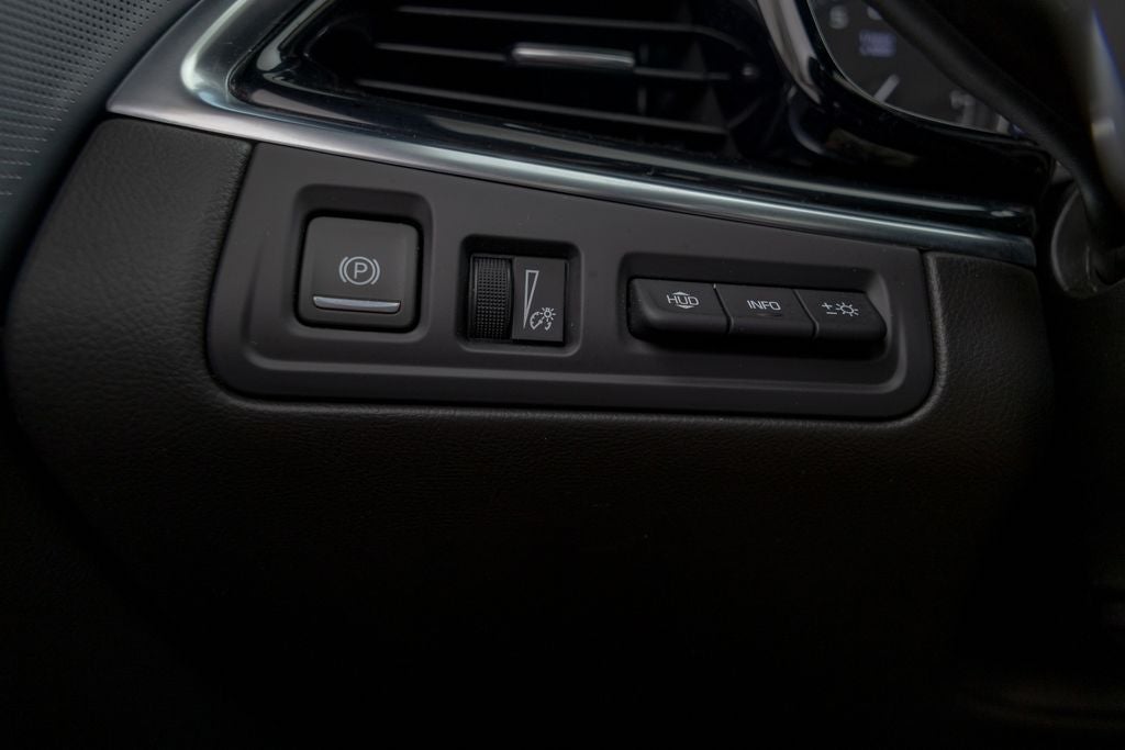 2025 Cadillac XT6 Sport