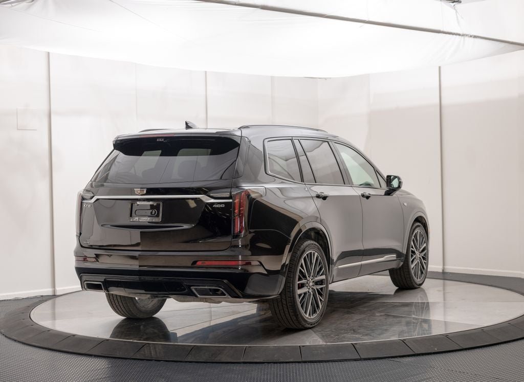 2025 Cadillac XT6 Sport