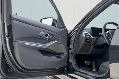 2025 BMW 3 Series 330i xDrive