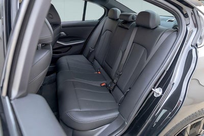 2025 BMW 3 Series 330i xDrive