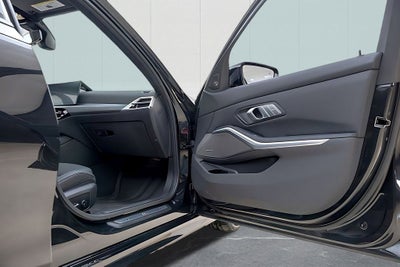 2025 BMW 3 Series 330i xDrive