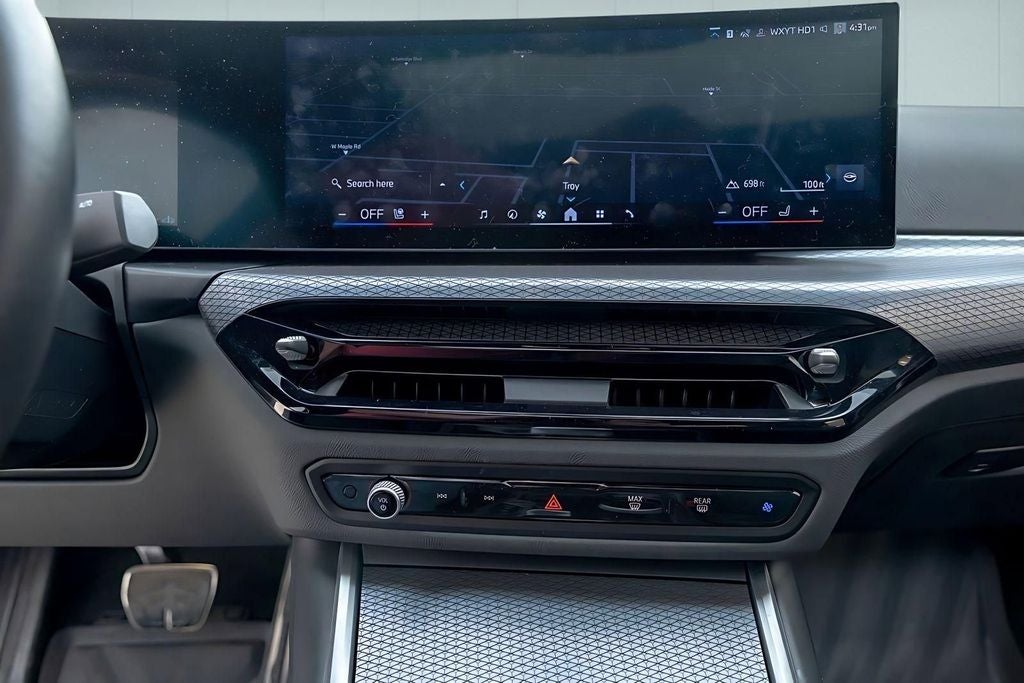 2025 BMW 3 Series 330i xDrive