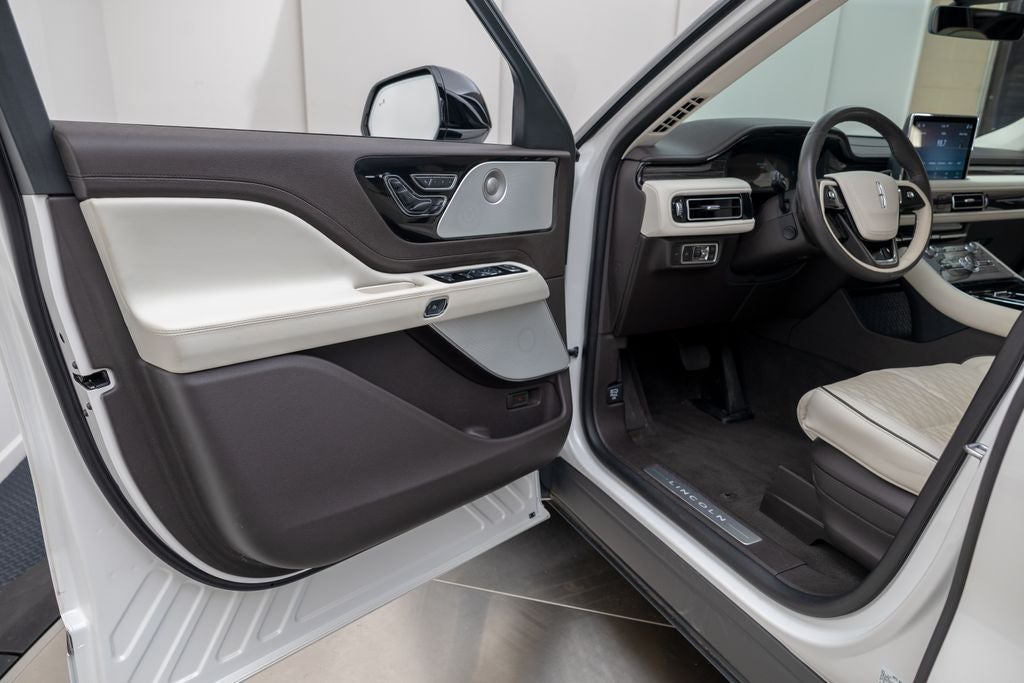 2023 Lincoln Aviator Black Label