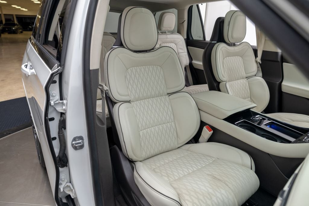 2023 Lincoln Aviator Black Label