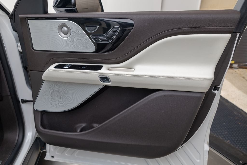 2023 Lincoln Aviator Black Label