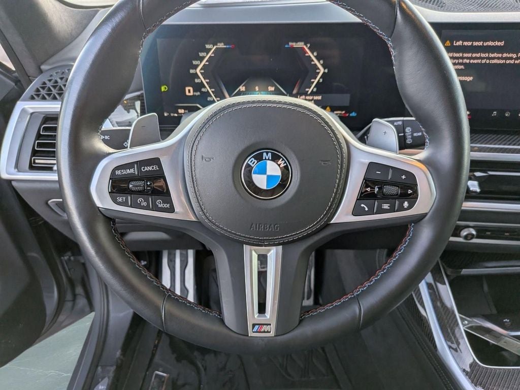 2025 BMW X7 M60i