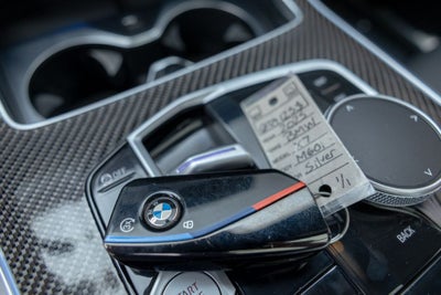 2025 BMW X7 M60i