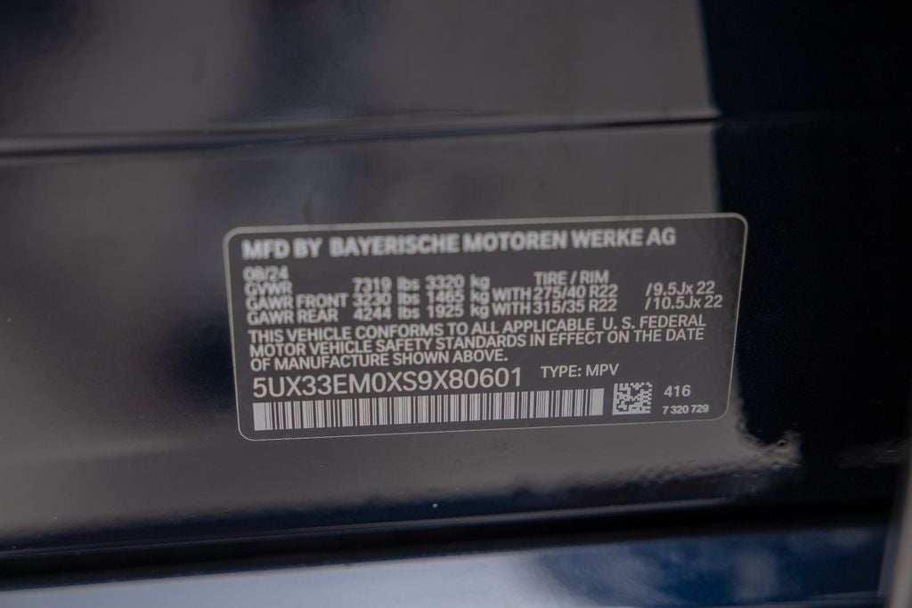 2025 BMW X7 M60i