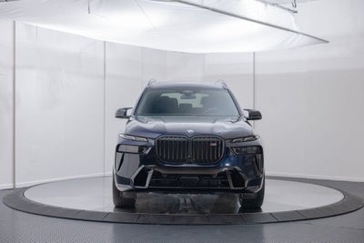 2025 BMW X7 M60i