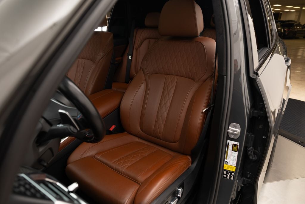 2024 BMW X5 M60i