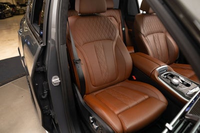 2024 BMW X5 M60i