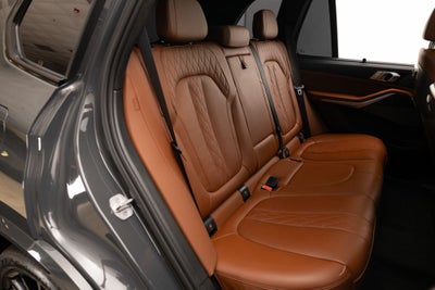 2024 BMW X5 M60i