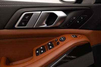 2024 BMW X5 M60i