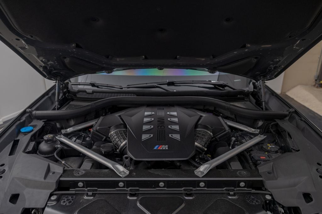 2024 BMW X5 M60i