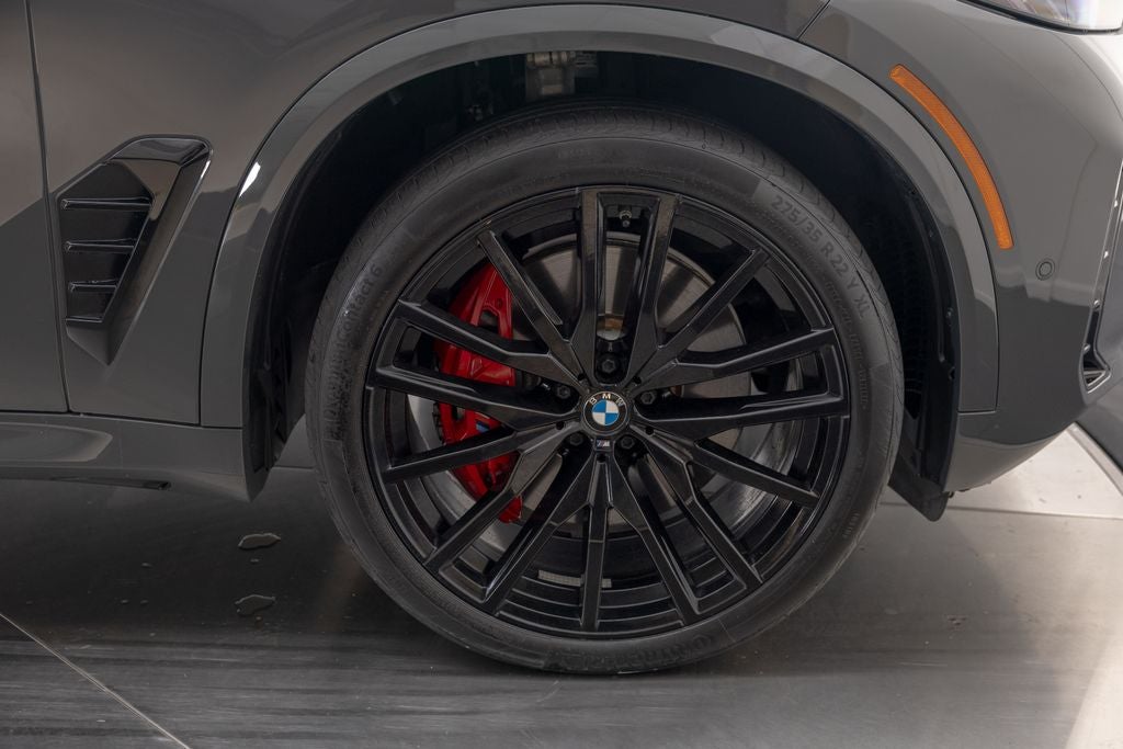 2024 BMW X5 M60i