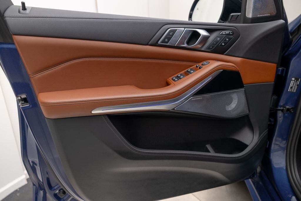 2026 BMW X7 ALPINA XB7