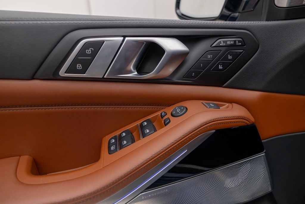 2026 BMW X7 ALPINA XB7
