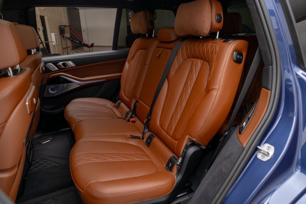 2026 BMW X7 ALPINA XB7