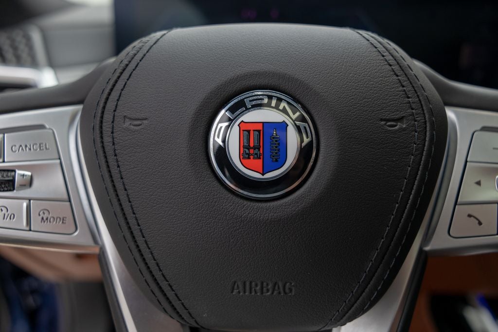 2026 BMW X7 ALPINA XB7