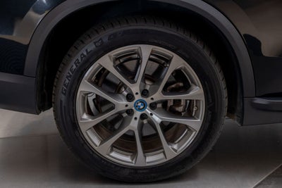 2025 BMW X5 xDrive50e