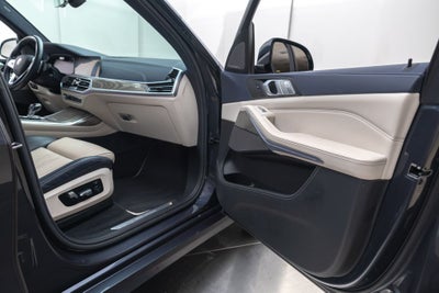 2019 BMW X7 xDrive50i