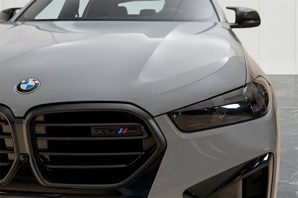 2025 BMW X6 M Base