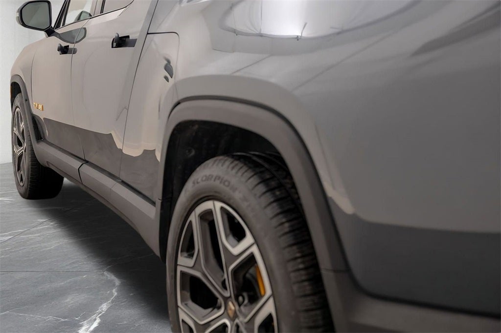 2022 Rivian R1T Adventure