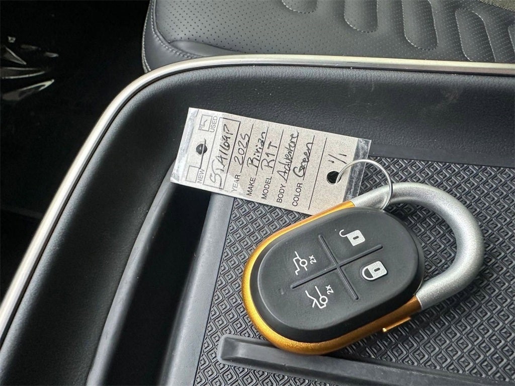 2025 Rivian R1T Adventure