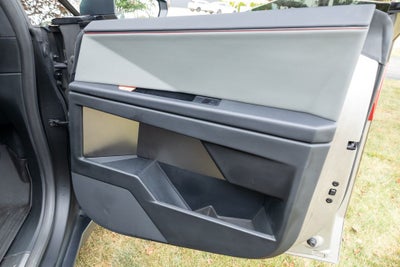 2025 Tesla Cybertruck Long Range